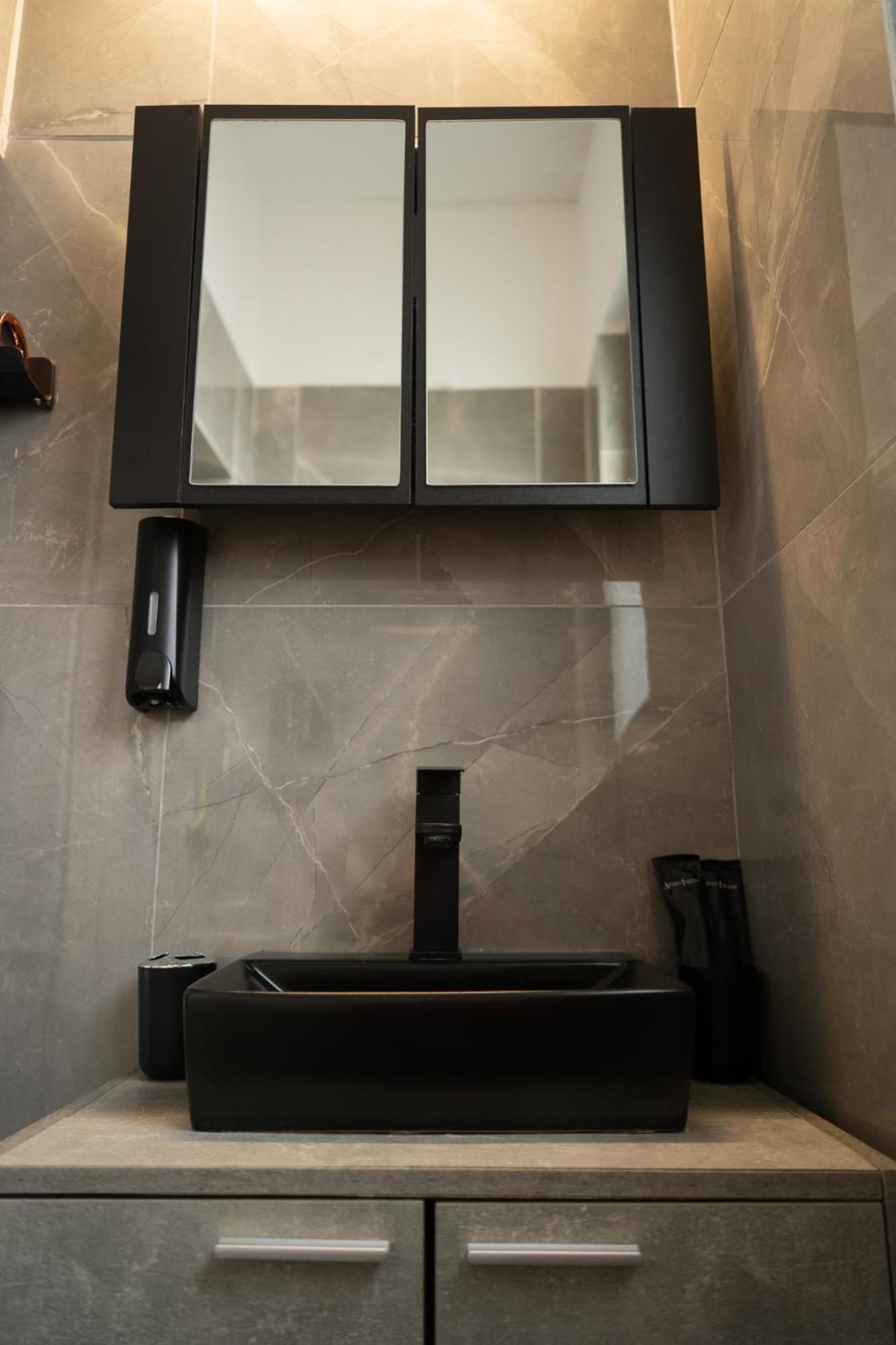 Loft Life Studio Mytilene View ภายนอก รูปภาพ