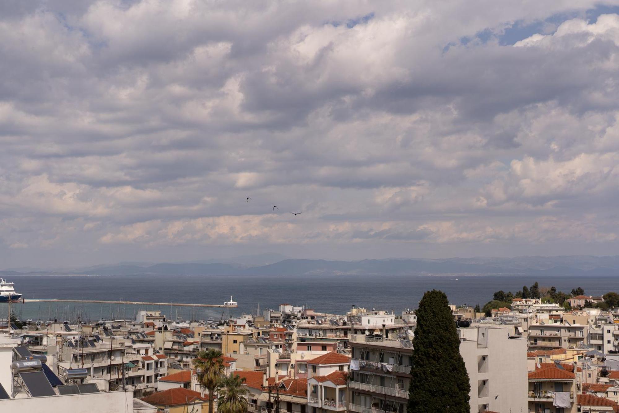 Loft Life Studio Mytilene View ภายนอก รูปภาพ