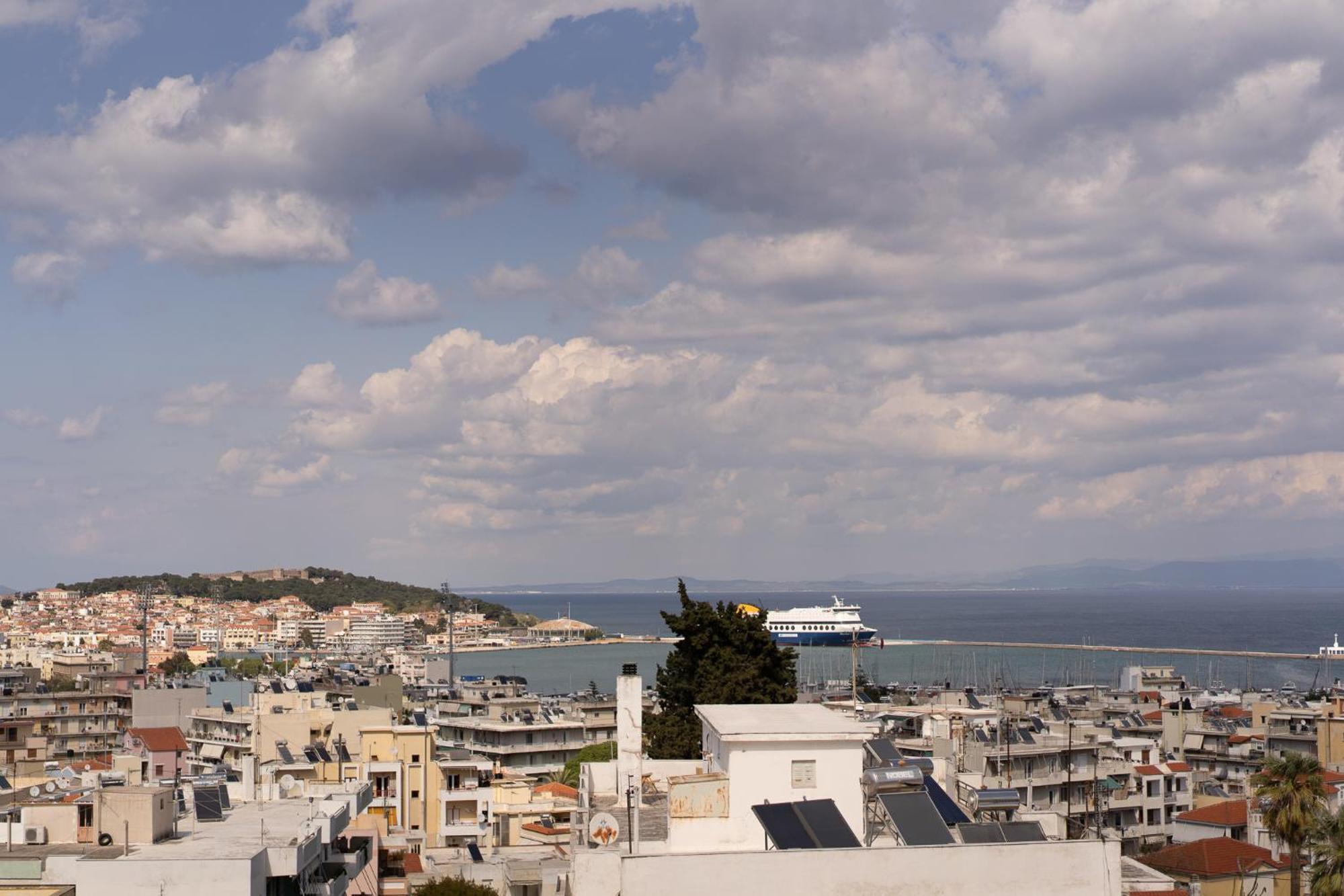 Loft Life Studio Mytilene View ภายนอก รูปภาพ